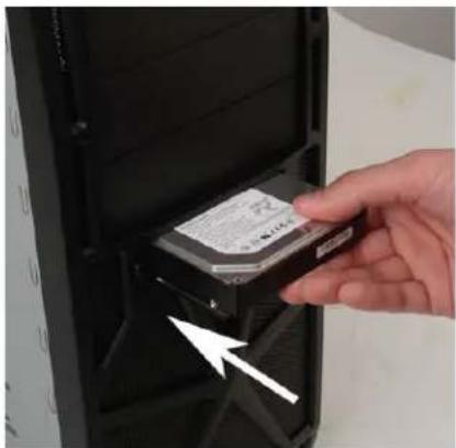 ANTEC Two Hundred V2 - Déchargement: - 1