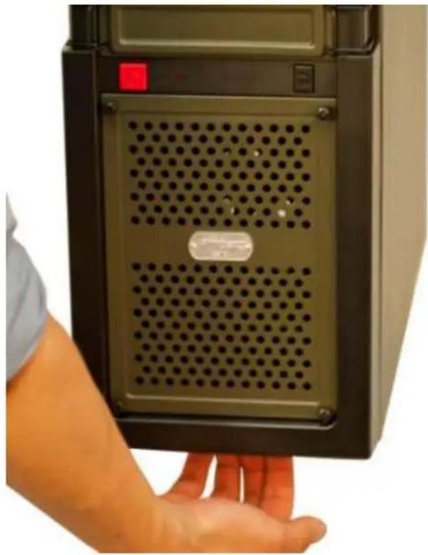 ANTEC GX700 - Enlever la façade avant amovible - 1