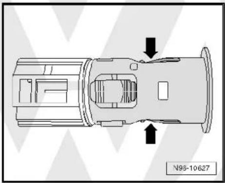 VOLKSWAGEN Passat CC (2009) - Caution - 2
