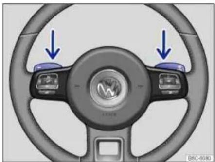 VOLKSWAGEN Beetle (2015) - Shifting with Tiptronic® - 2