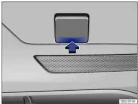 VOLKSWAGEN Beetle (2015) - Installing the rear towing eye (Beetle R-Line) - 1