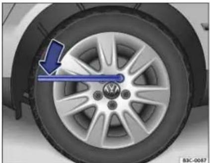 VOLKSWAGEN Beetle (2015) - Wheel bolts - 1