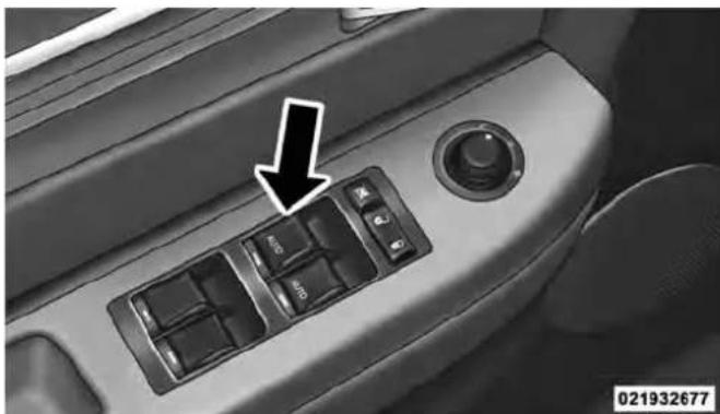 Chrysler Sebring (2010) - PowerWindows - 1