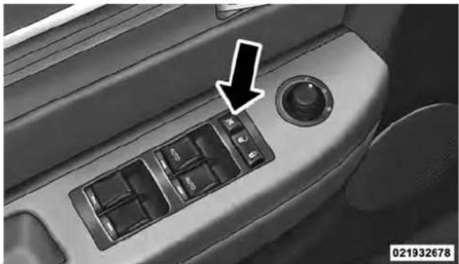 Chrysler Sebring (2010) - WindowLockoutSwitch - 1
