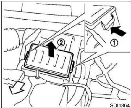NISSAN Versa (2011) - MISEENGARDE - 1
