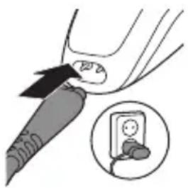 PHILIPS Multigroom QG3341 - Lataaminen virtalähteen avulla - 1