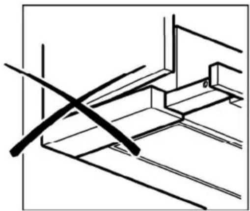 Pure technical line drawing of a structural framework without any text, numbers, or symbols