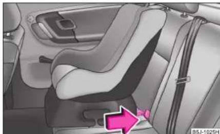 SKODA Fabia (2007) - Fixation des sièges pour enfants avec le système «ISOFIX»\* - 2