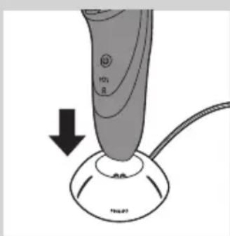 PHILIPS SHAVER Series 3000 PT723 - Ikrovimas naudojant krovimo stovą (tik PT866/PT739) - 1