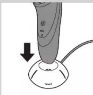 PHILIPS CareTouch AT799 - Lataaminen lataustelineessä (vain malleissa AT941/AT940) - 1
