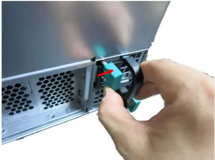 QNAP TS-EC2480U R2 - Chapter 11. Installer une unité d'alimentation - 1