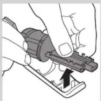 PHILIPS Series 7000 BT7085 - Removing the rechargeable battery - 7