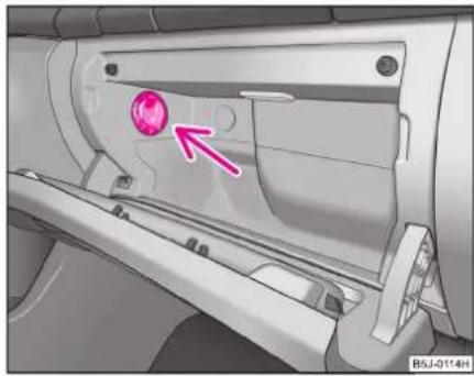 SKODA Roomster (2006) - Refroidissement du vide-poches côté passager avant\* - 1