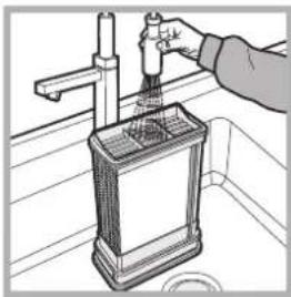 INDESIT IDCE 845 b eu - Condensor - Het is noodzakelijk het stof uit de condensor te halen doe dit elke week. - 3