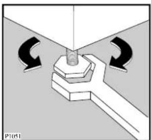 ZANUSSI ZWG 3144 - Entfernen der Transportsicherung - 7