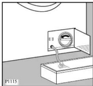 ZANUSSI ZWG 3144 - Le filtre du tuyau d'arrivée d'eau - 3