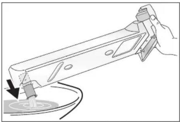 ELECTROLUX EDI96150 - Het opvangreservoir kan ca. 4 liter condenswater bevatten, voldoende voor ca. 6kg wasgoed, dat eerder op 1000 toeren/minuut is gecentrifugeerd. - 2