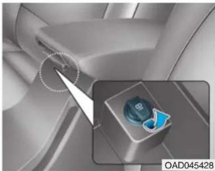 HYUNDAI Elantra (2017) - Chargeur USB - 1