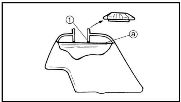 Technical diagram of a mechanical or fluidic device with labeled components and directional arrow