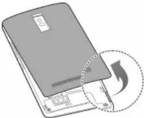 ZTE Blade V220 - Installation de la carte microSDHC™ (non incluse) - 1