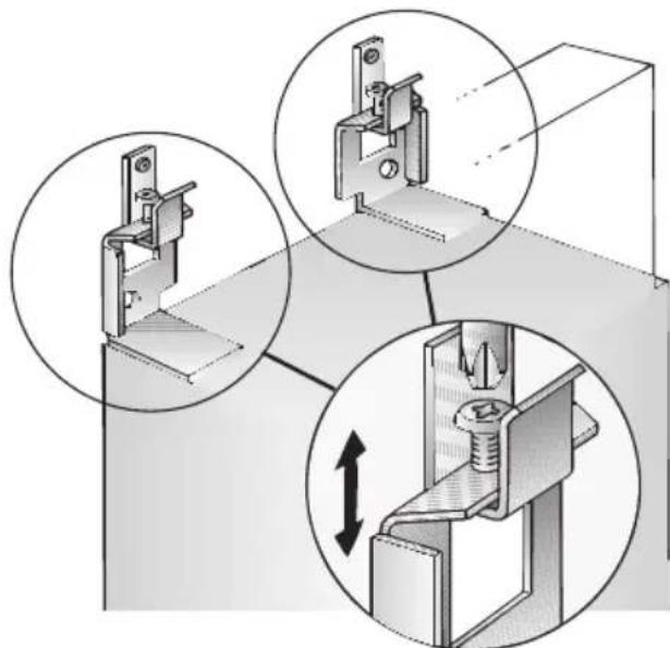 Technical illustration of mechanical assembly with three circular views showing different components (no text or symbols)