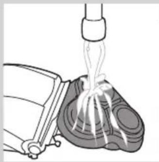 PHILIPS Series 5000 PowerTouch PT937 - Pulizia del rasoio sotto l'acqua corrente - 3