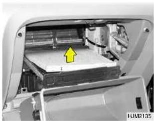 HYUNDAI Tucson (2006) - CHANGEMENT DU FILTRE DE LA CLIMATISATION - 4