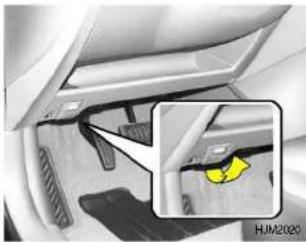 HYUNDAI Tucson (2006) - OUVERTURE DU CAPOT MOTEUR - 1