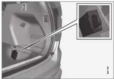 VOLVO XC90 (2017) - Connector la voiture à Internet grâce au modem de la voiture (carte SIM) - 1