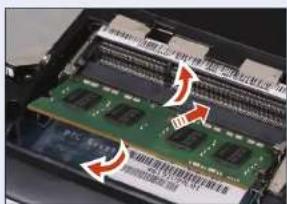 SAMSUNG 3 Series NP350V5C - Removing a memory module - 1