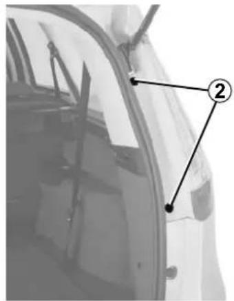 RENAULT Scenic (2016) - FEUX ARRIÈRE ET LATÉRAUX : remplacement des lampes (1/4) - 2