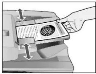 CANON ImageRUNNER ADVANCE C5240i - Colocación de originales en el alimentador - 1