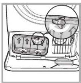 INDESIT IDCA 835 eu - Condensor - Het is noodzakelijk het stof uit de condensor te halen doe dit elke week. - 4