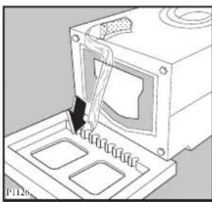 ZANUSSI ZWG 3162 - Entfernen der Transportsicherung - 4