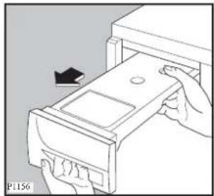 ZANUSSI ZTE 225 - Waterhouder legen - 1
