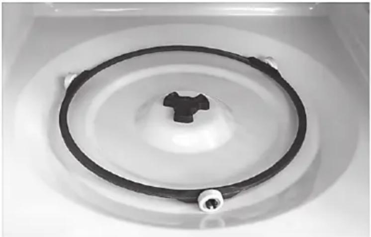 SILVERCREST SMW 800 D3 - Connecting and preparing the microwave - 1