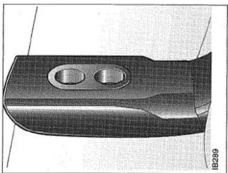 SAAB 9000 (1998) - Can holder - 1