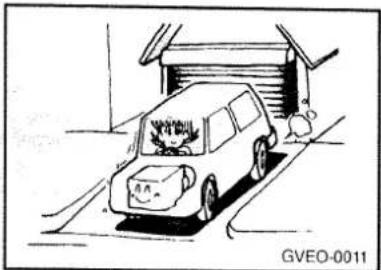 HYUNDAI Galloper II (1997) - Parking - 2