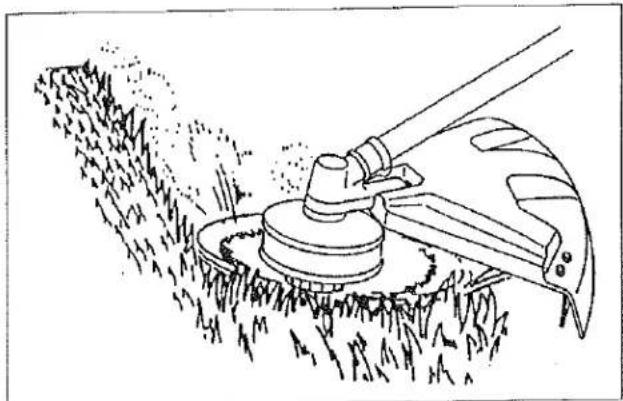 Maruyama BC2621 - Mowing - 1