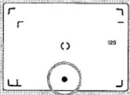 Schéma simple avec un cercle central et des marqueurs d'angle, sans texte ni symboles.