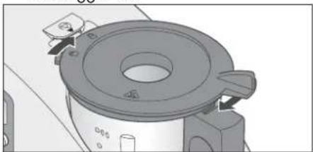 SILVERCREST Monsieur Cuisine SKMH 1100 A1 - Montaggio del coperchio della caraffa - 1
