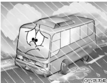 HYUNDAI Universe (2010) - ■ 험로, 약천우 시의 운전 - 1