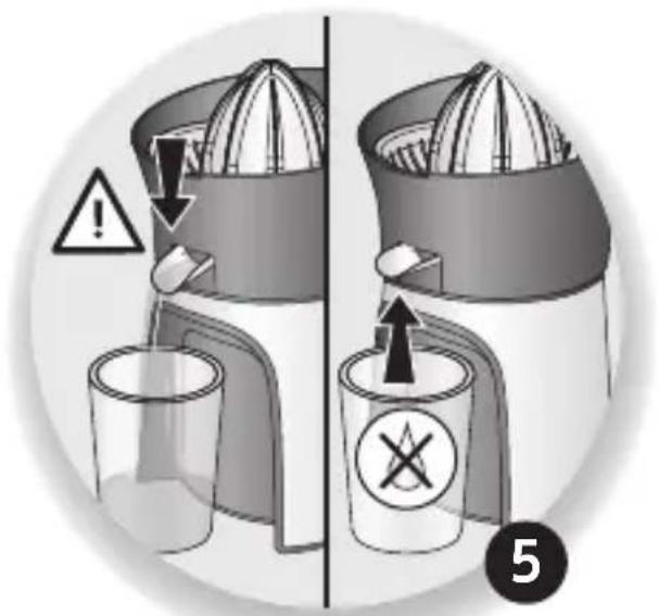 Diagram illustrating the use of a juice shaver with warning symbols and labeled parts, showing liquid transfer and rejection mechanism.