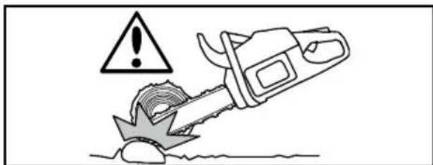 Warning symbol showing a chainsaw crushing a fallen object with an exclamation mark