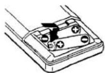 SONY HCD-461 - Inserting batteries into the remote - 2