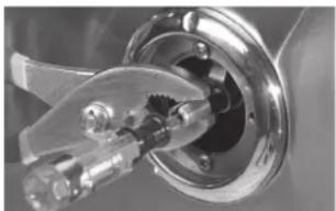 LYNX L30TR-LP - To Adjust the Burner to a Low Setting: - 1