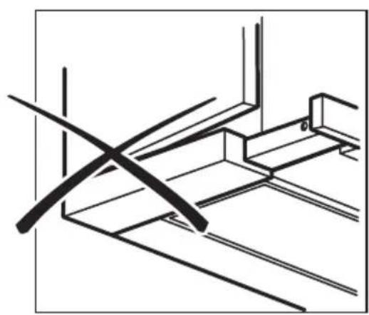 Pure technical line drawing of structural beams and supports without any text or symbols.