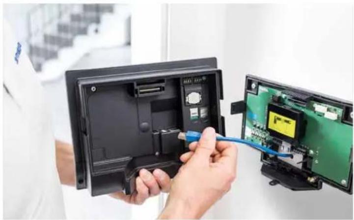 Dormakaba Terminal 97 00 - Fast reliable set-up with "1-click installation" - 3