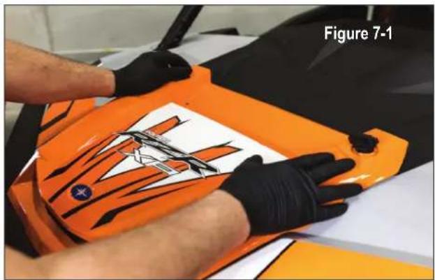 MB QUART MBQR-STG5-RC1 - STEP 1 – REMOVE CENTER HOOD - 1
