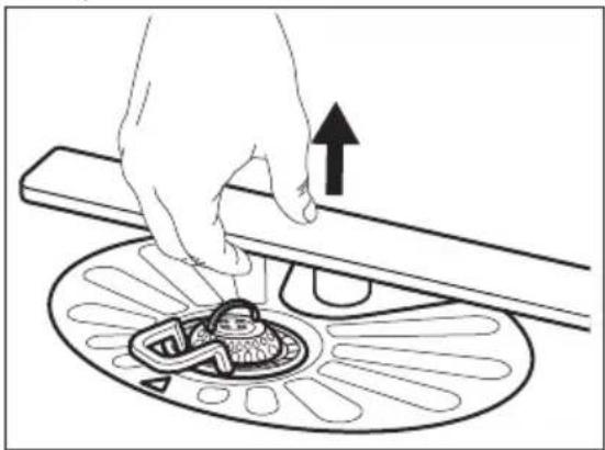 PROGRESS PVX1573 - Cleaning the lower spray arm - 1